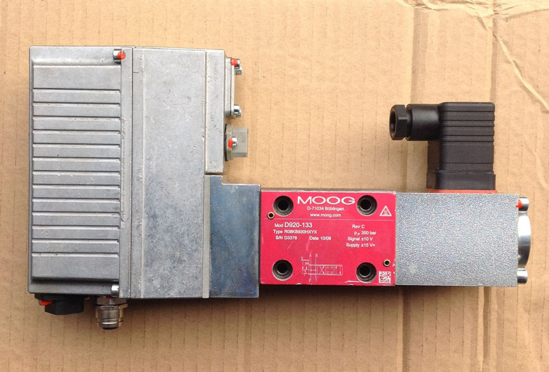 Duploma medical equipment servo valves