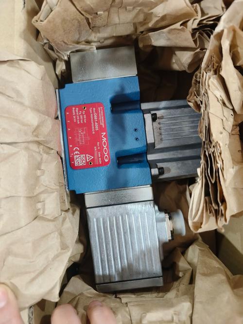 Stage lifting and lowerin