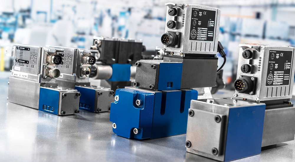 Advanced Control and Applicati