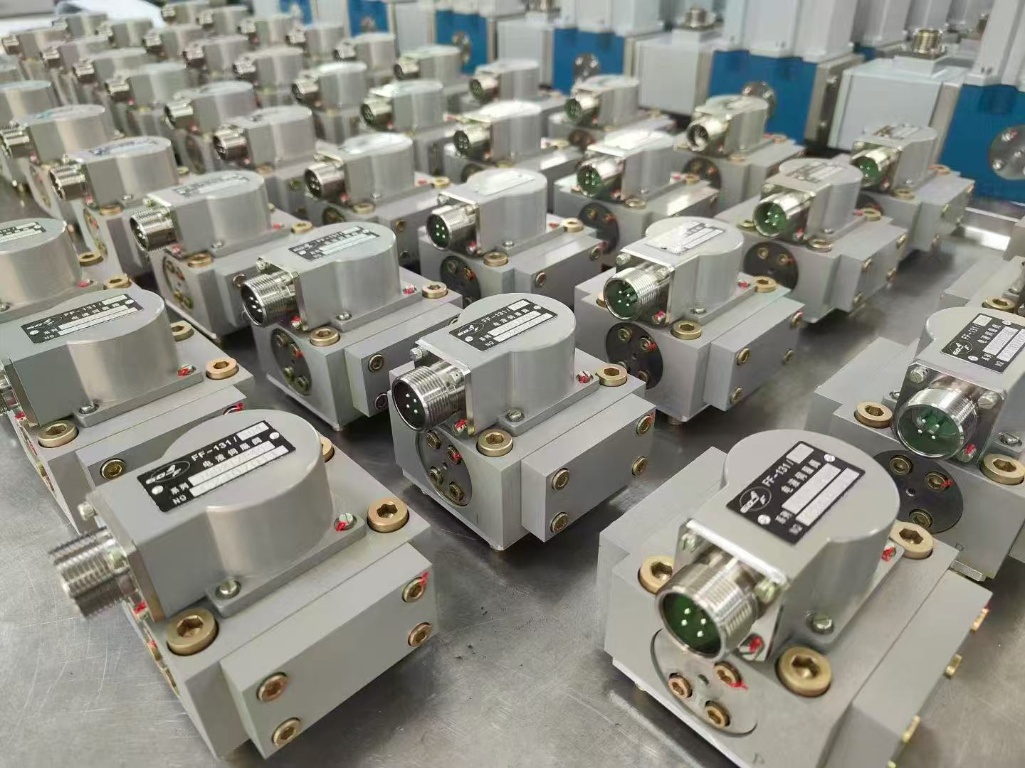 An Introduction to Electro-Hydraulic Pro